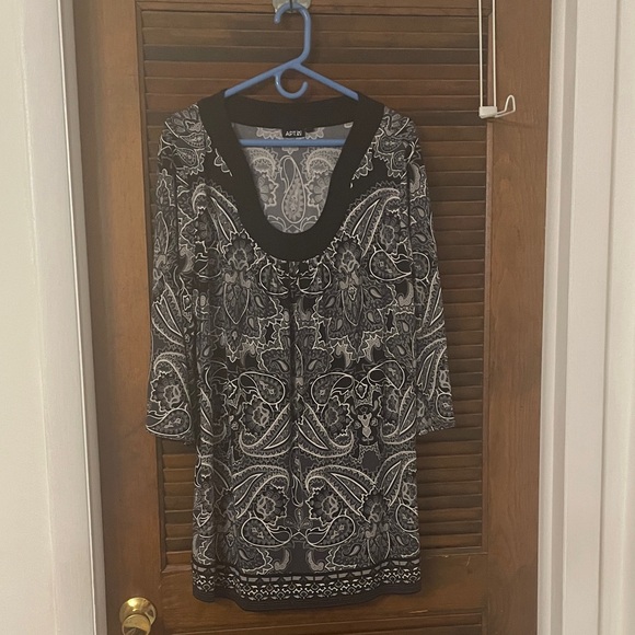 Apt. 9 Women's Black and White Tunic - Picture 1 of 16